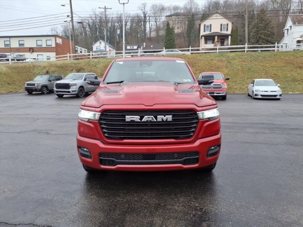 New 2026 Ram 1500 LARAMIE CREW CAB 4X4 5'7 BOX Pickup