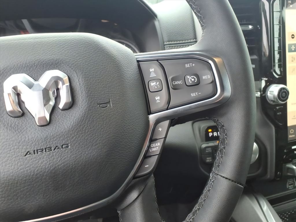 2026 RAM 1500 Laramie - Photo 18
