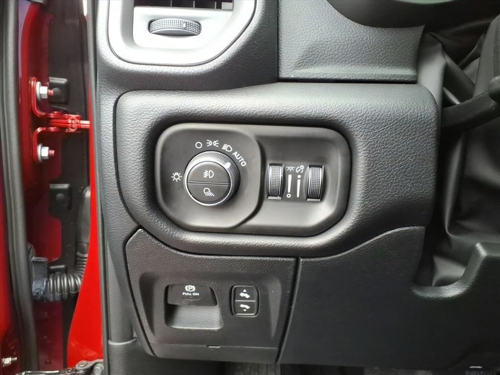 2026 RAM 1500 Laramie - Photo 15