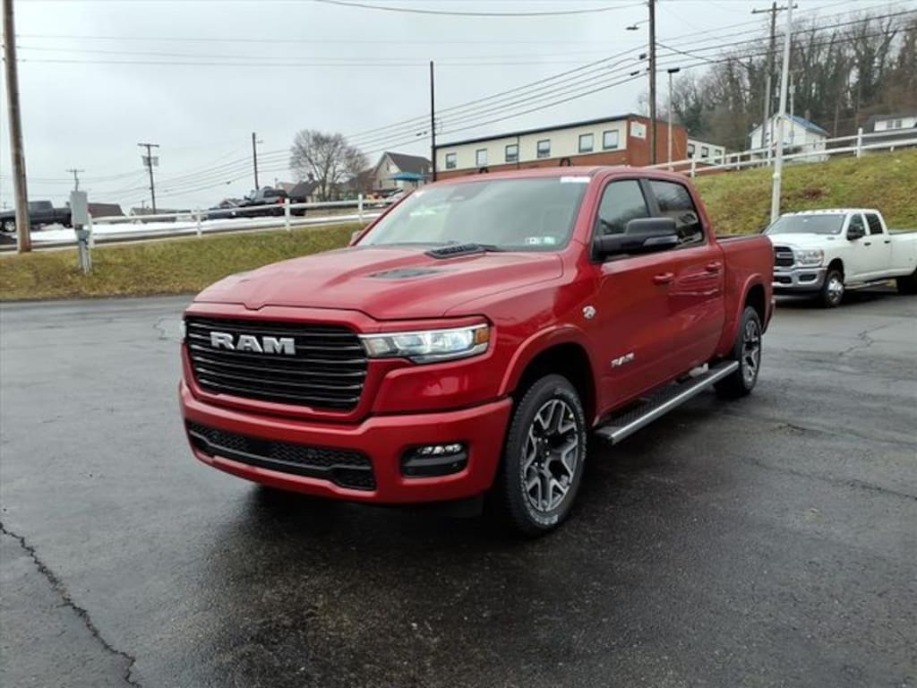 New 2026 Ram 1500 LARAMIE CREW CAB 4X4 5'7 BOX Pickup