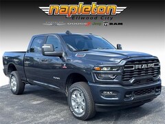 2025 Ram 2500 BIG HORN CREW CAB 4X4 6'4 BOX Pickup