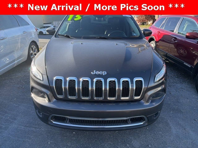 Used 2015 Jeep Cherokee Limited with VIN 1C4PJMDBXFW544753 for sale in Ellwood City, PA