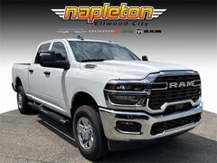 2026 Ram 2500 TRADESMAN CREW CAB 4X4 6'4 BOX Pickup
