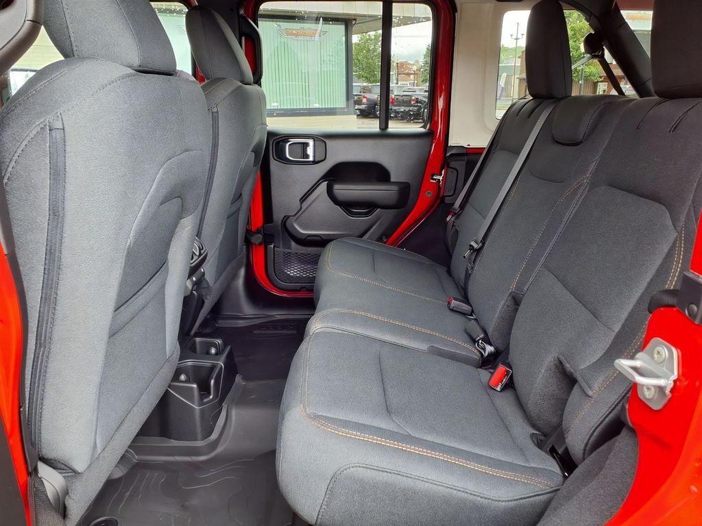 2026 Jeep Wrangler 4-Door Willys - Photo 21