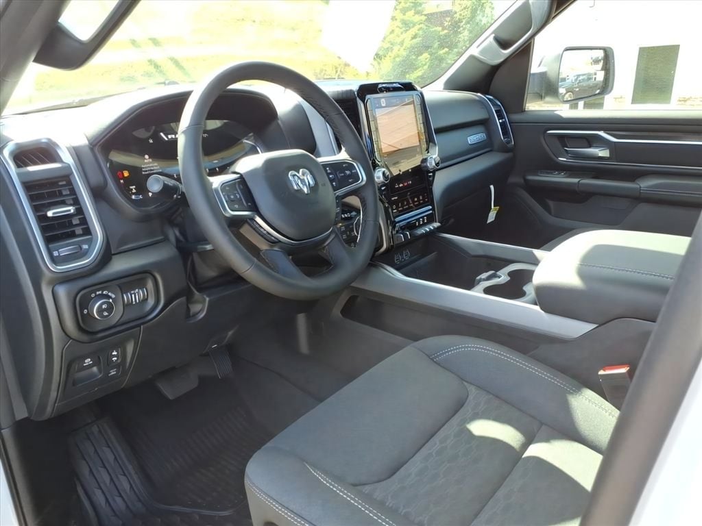 2026 RAM 1500 Limited - Photo 10