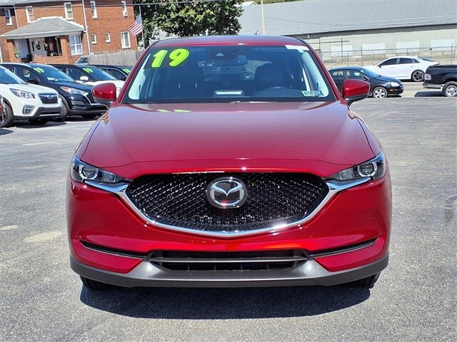2019 Mazda CX-5 Touring photo 2