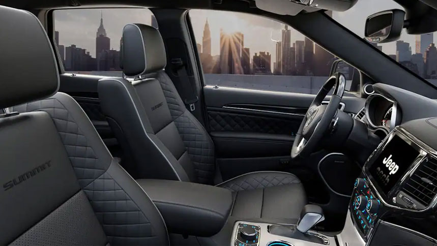 jeep-grand-cherokee-interior.jpg