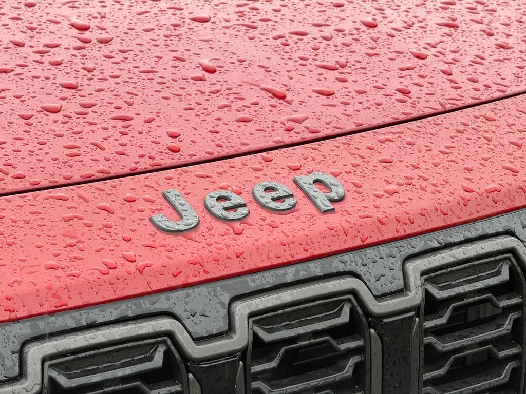 2026 Jeep Cherokee Laredo - Photo 30