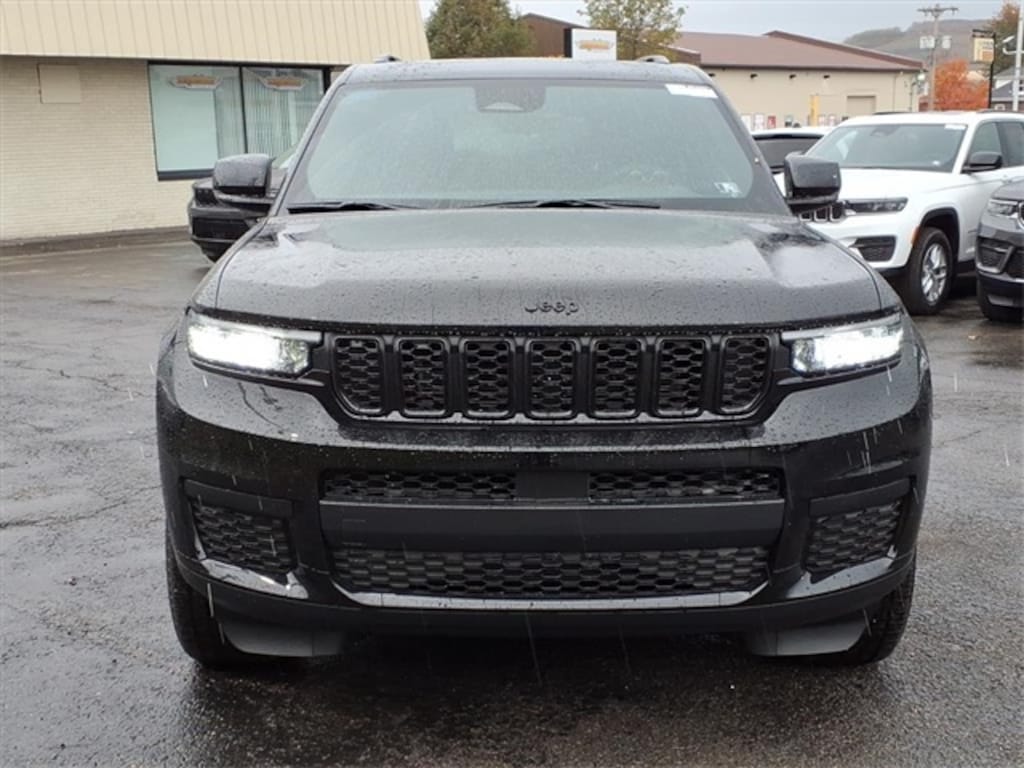 New 2025 Jeep Grand Cherokee L ALTITUDE X 4X4 Sport Utility