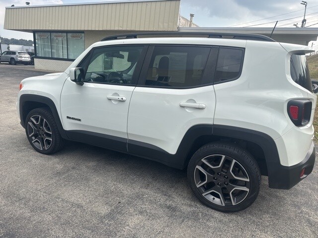 2021 Jeep Renegade Latitude photo 2