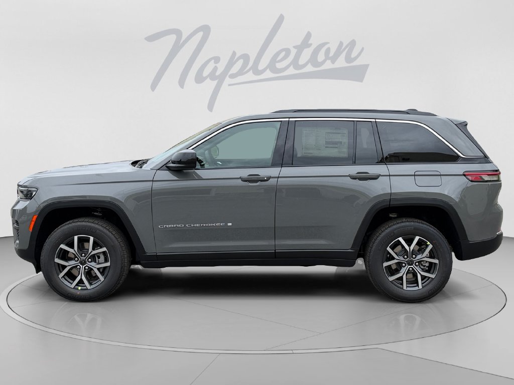 New 2027 Jeep Grand Cherokee LAREDO X 4X4 Sport Utility