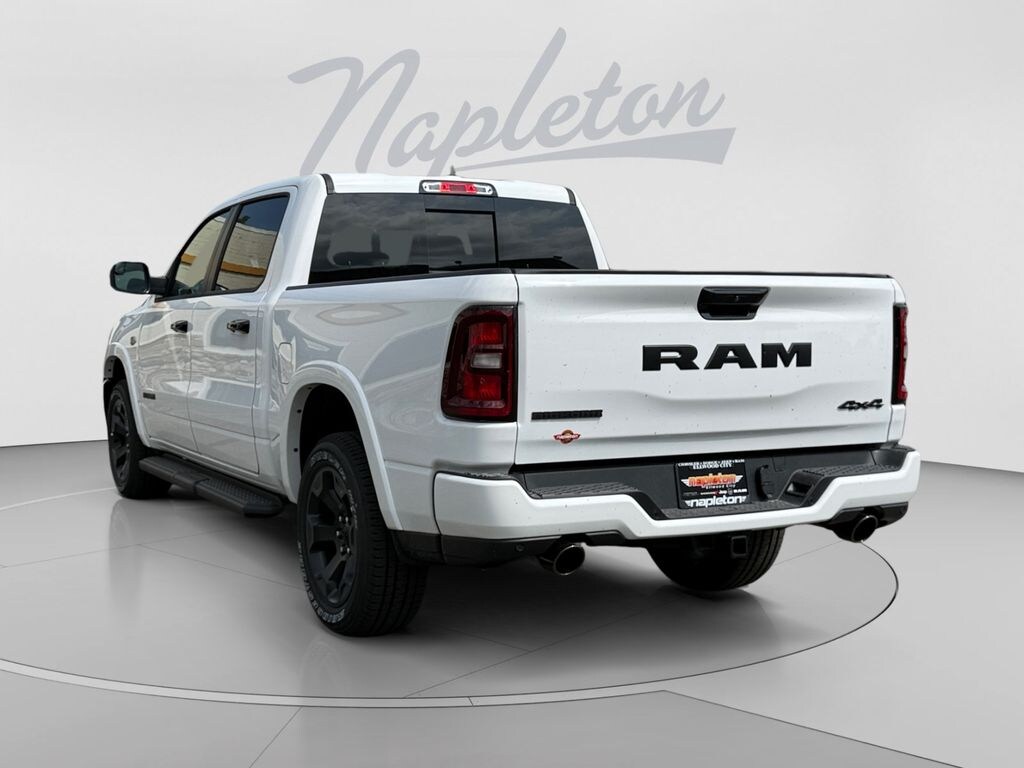 New 2026 Ram 1500 BIG HORN CREW CAB 4X4 5'7 BOX Pickup
