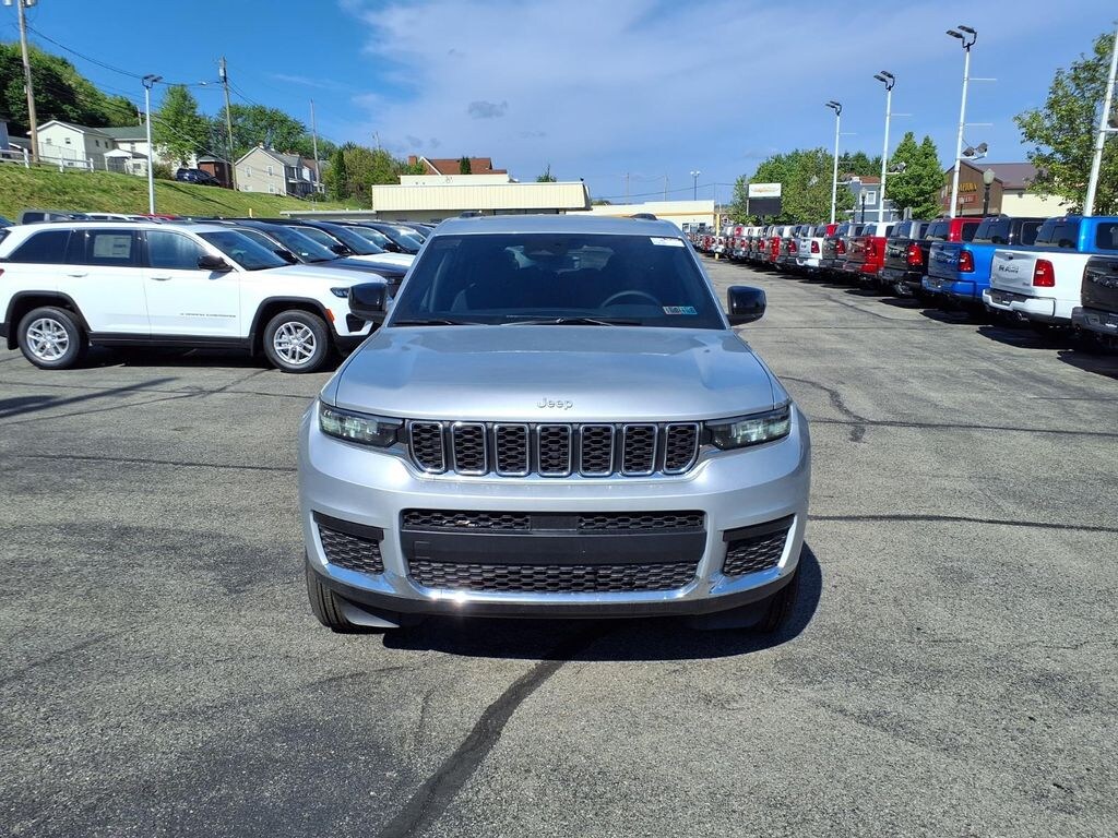 New 2026 Jeep Grand Cherokee L LAREDO X 4X4 Sport Utility