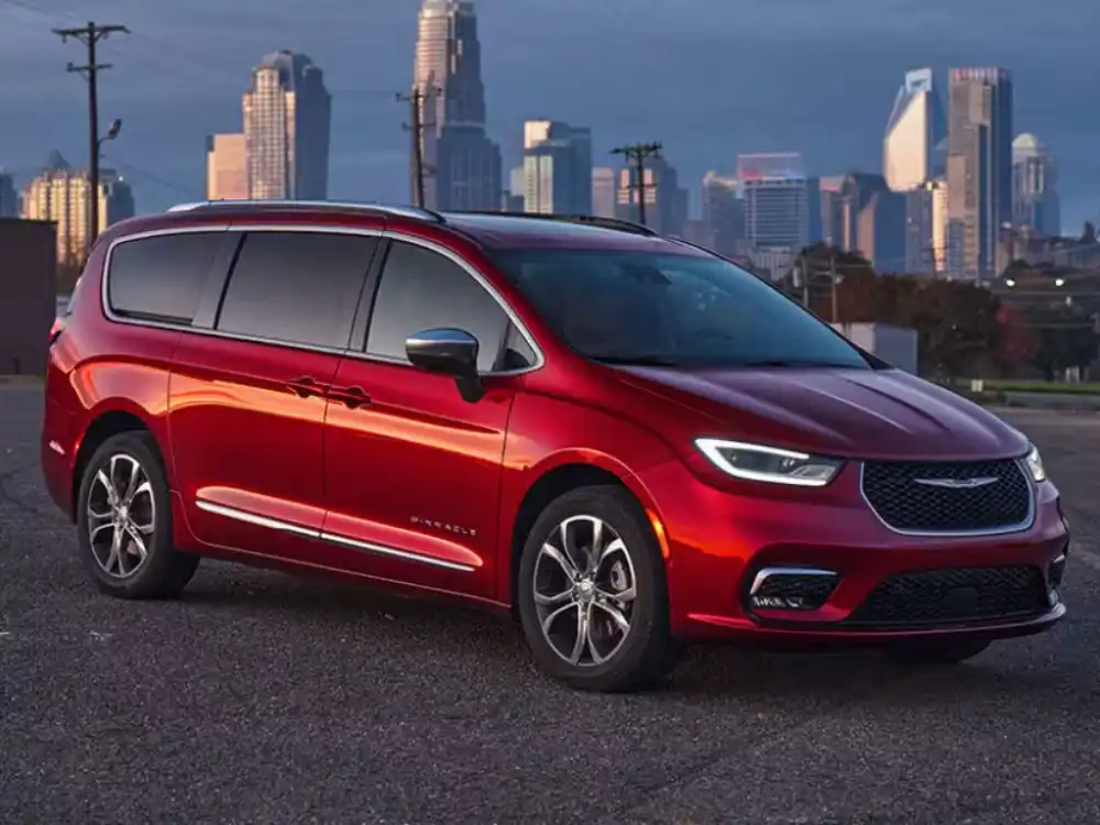 picture of chrysler pacifica