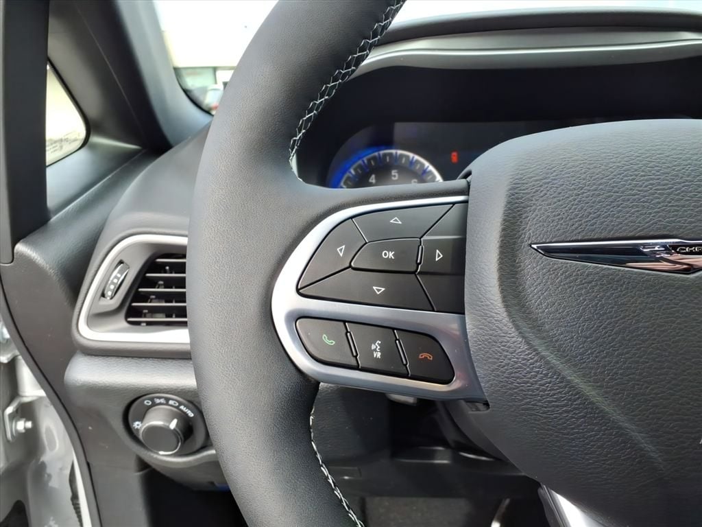 2026 Chrysler Voyager LX - Photo 17