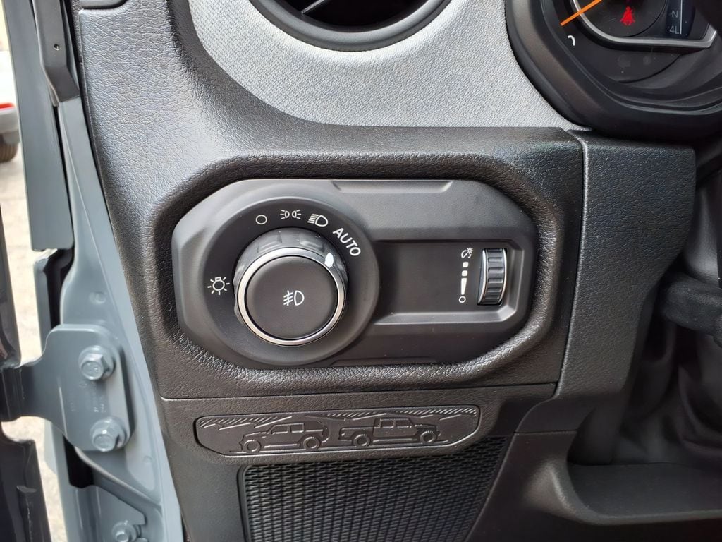 2026 Jeep Wrangler 4-Door Willys - Photo 12