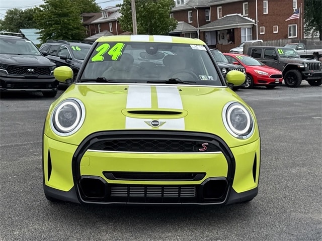 Certified 2024 MINI Hardtop 4 Door S with VIN WMW53DK08R2V46139 for sale in Ellwood City, PA