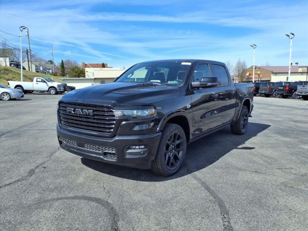 New 2026 Ram 1500 LARAMIE CREW CAB 4X4 5'7 BOX Pickup