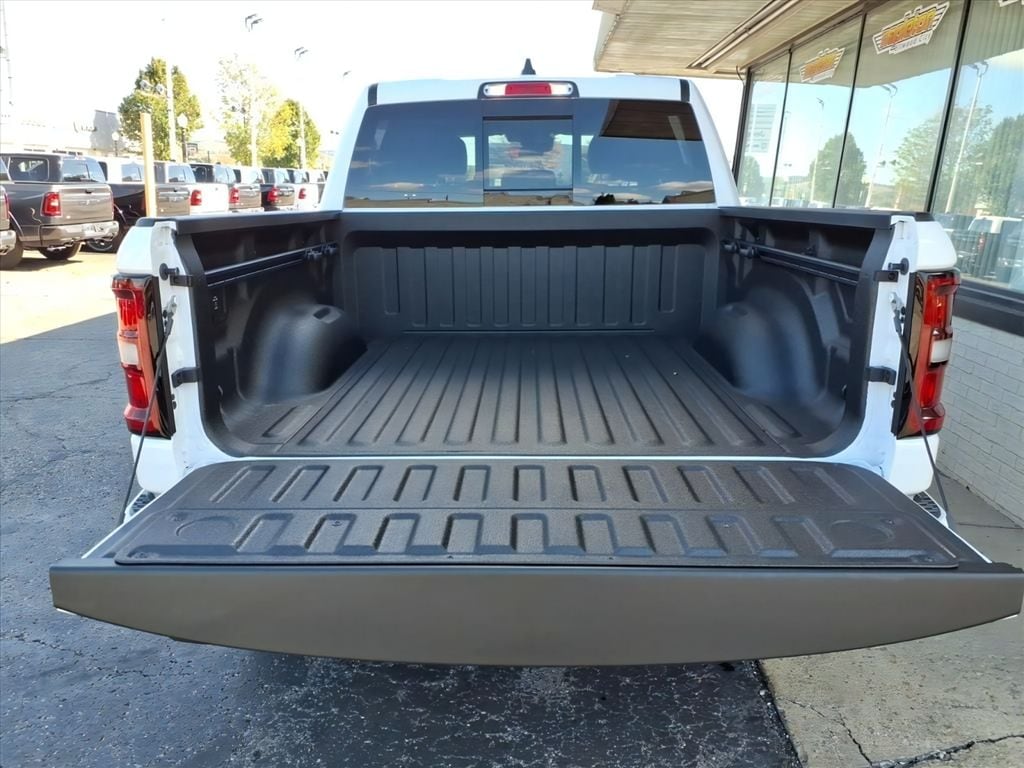 2026 RAM 1500 Limited - Photo 24