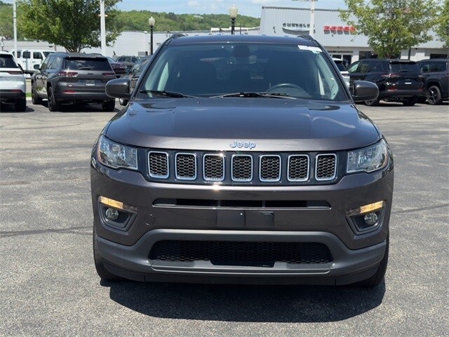 Certified 2021 Jeep Compass Latitude with VIN 3C4NJDBB0MT605248 for sale in Ellwood City, PA