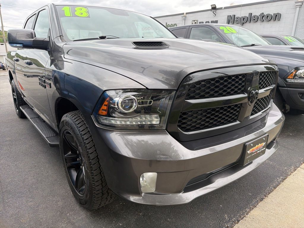 2018 RAM 1500 Night 4x4 Crew Cab 5'7's photo
