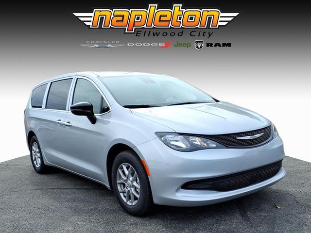2026 Chrysler Voyager LX's photo