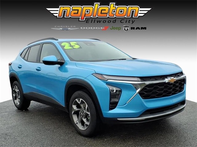 2025 Chevrolet Trax LT's photo