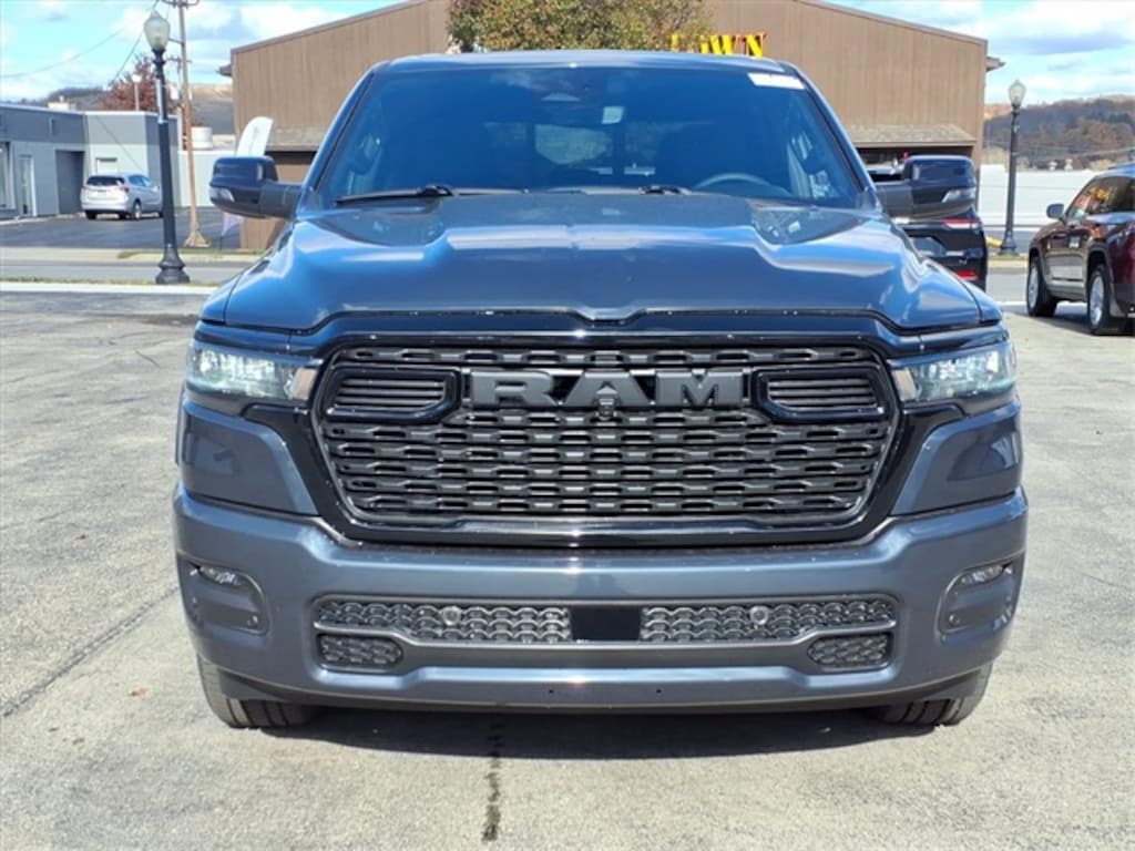 New 2026 Ram 1500 BIG HORN CREW CAB 4X4 5'7 BOX Pickup