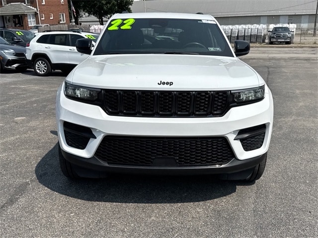 Certified 2022 Jeep Grand Cherokee Altitude with VIN 1C4RJHAG3N8573207 for sale in Ellwood City, PA