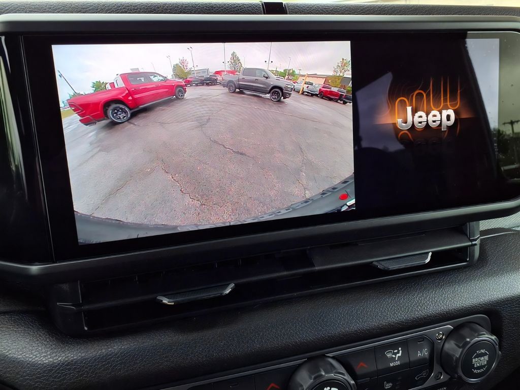 2026 Jeep Wrangler 4-Door Willys - Photo 18