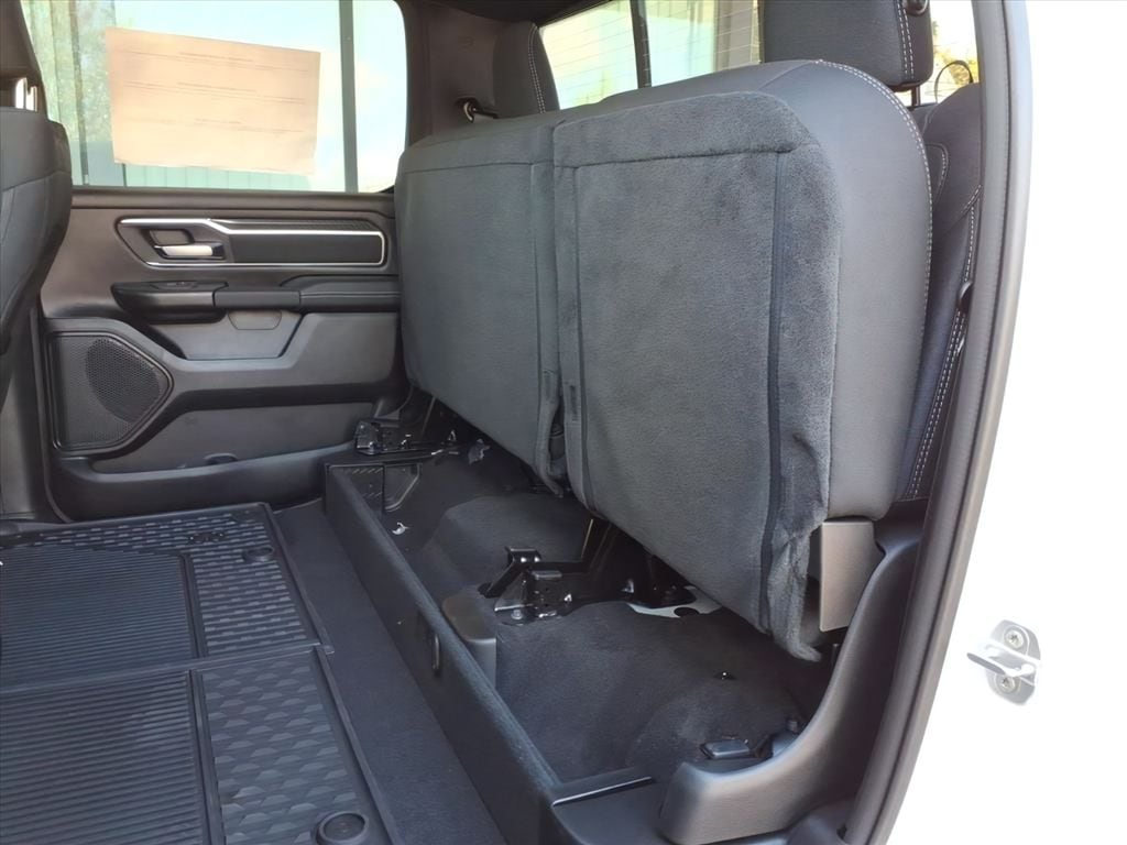 2026 RAM 1500 Limited - Photo 26
