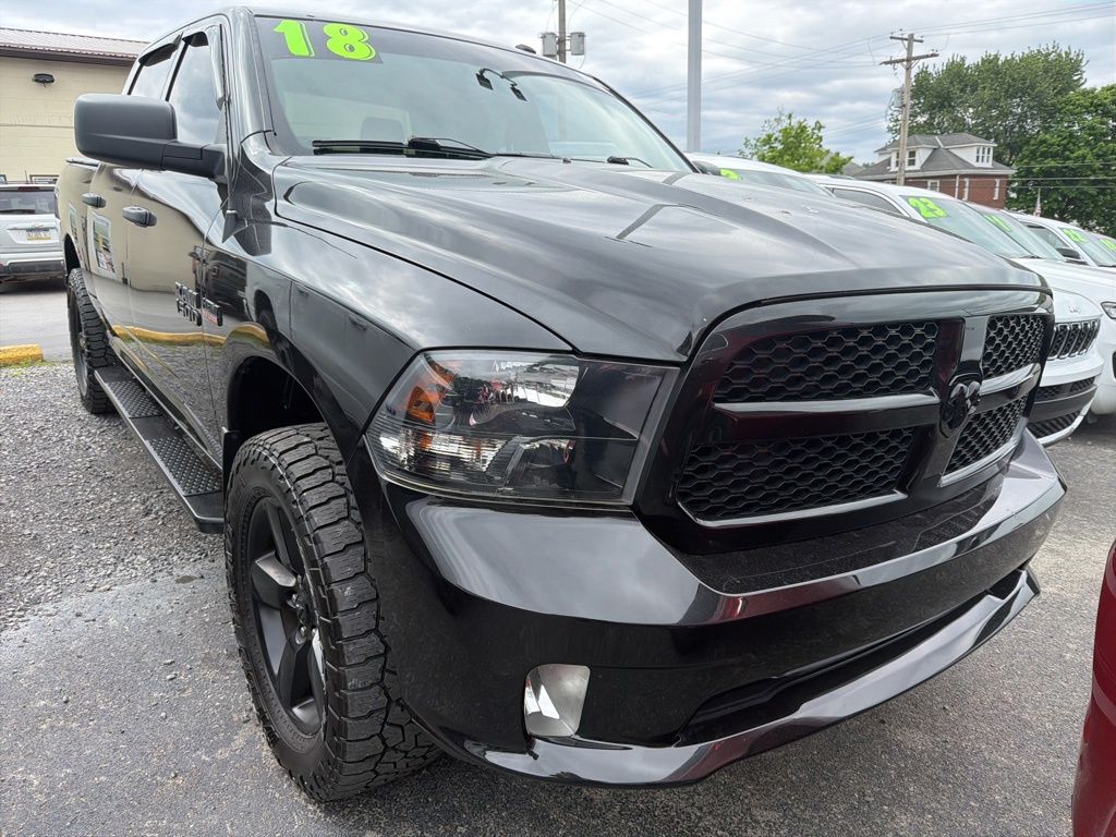 2018 RAM 1500 Express 4x4 Crew Cab 5'7's photo