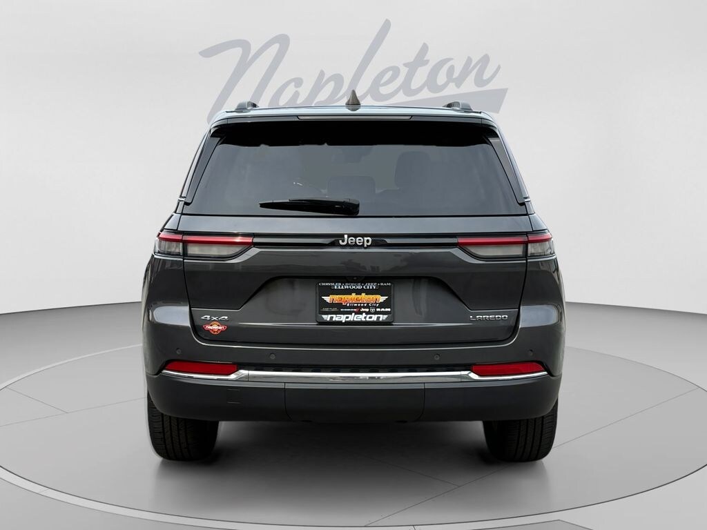 Used 2023 Jeep Grand Cherokee Laredo SUV