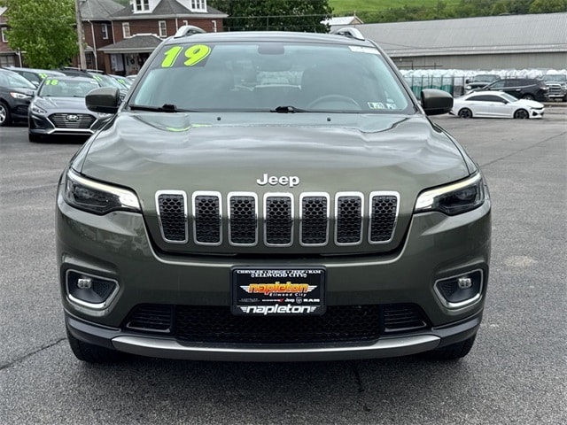 Certified 2019 Jeep Cherokee Limited with VIN 1C4PJMDX1KD480541 for sale in Ellwood City, PA