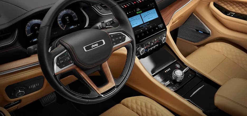 Jeep Grand Cherokee L Technology