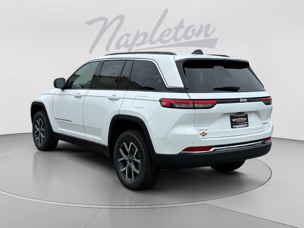 New 2027 Jeep Grand Cherokee LAREDO X 4X4 Sport Utility