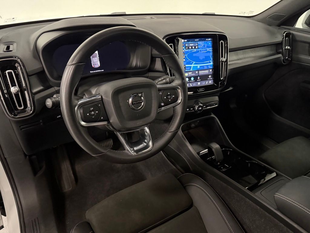 2023 Volvo C40 Plus - Photo 9