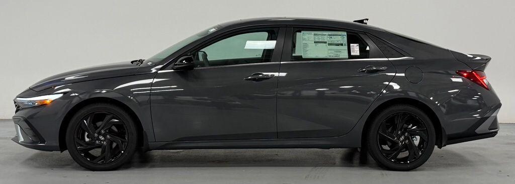New 2026 Hyundai Elantra SEL Sport Premium Sedan