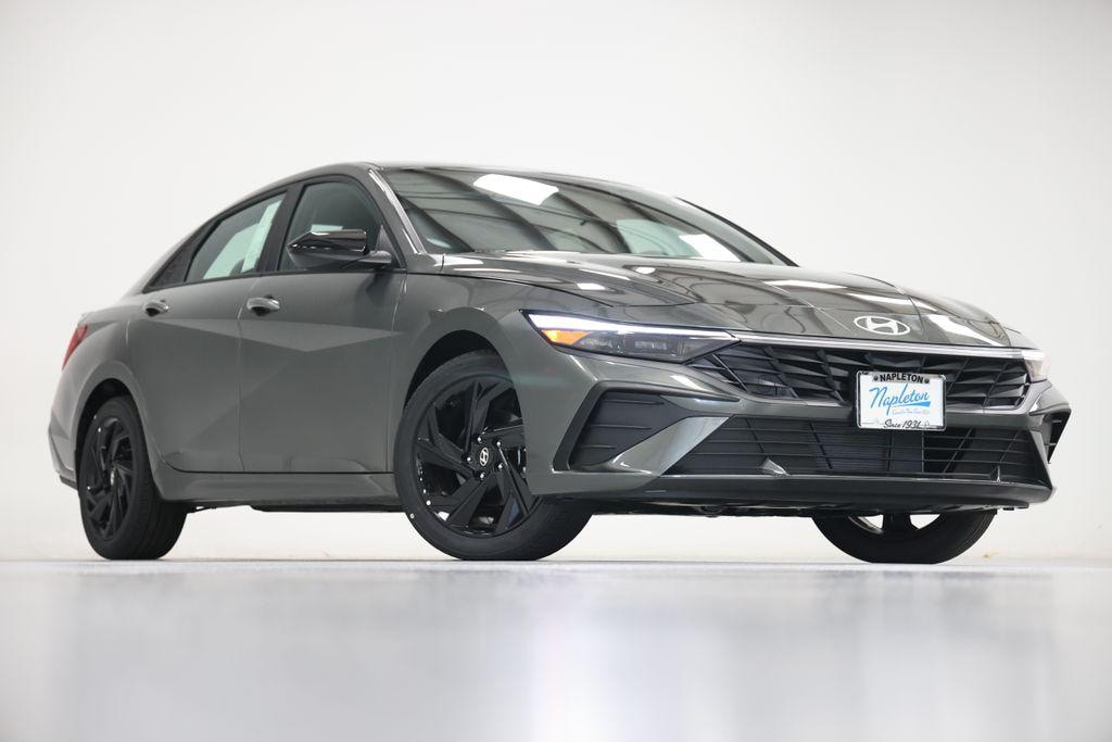 New 2026 Hyundai Elantra SEL Sport Sedan