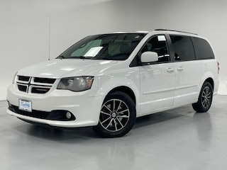 DYNAMIC_PREF_LABEL_INVENTORY_LISTING_DEFAULT_AUTO_BARGAIN_INVENTORY_LISTING1_ALTATTRIBUTEBEFORE 2017 Dodge Grand Caravan GT Van DYNAMIC_PREF_LABEL_INVENTORY_LISTING_DEFAULT_AUTO_BARGAIN_INVENTORY_LISTING1_ALTATTRIBUTEAFTER