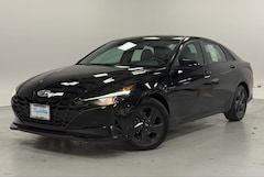 2023 Hyundai Elantra SEL Sedan