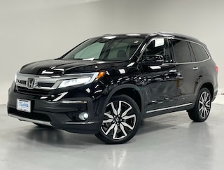 2022 Honda Pilot Touring 7 Passenger SUV
