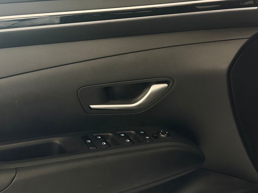 2024 Hyundai Tucson SE - Photo 13