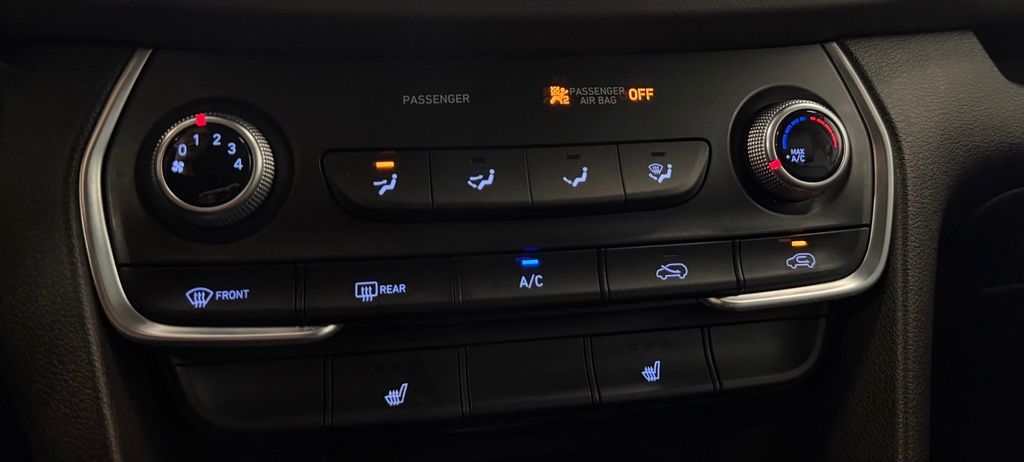 2019 Hyundai Santa Fe SEL - Photo 20
