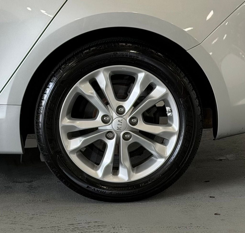 2012 Kia Optima EX - Photo 8