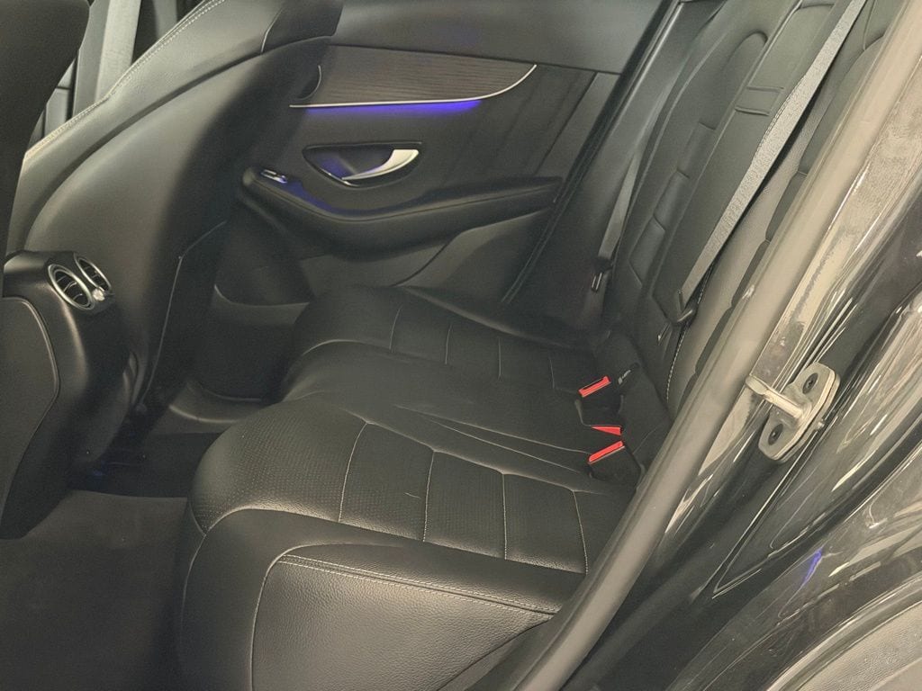2022 Mercedes-Benz GLC GLC300 - Photo 23
