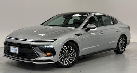 2025 Hyundai Sonata Hybrid Limited Sedan