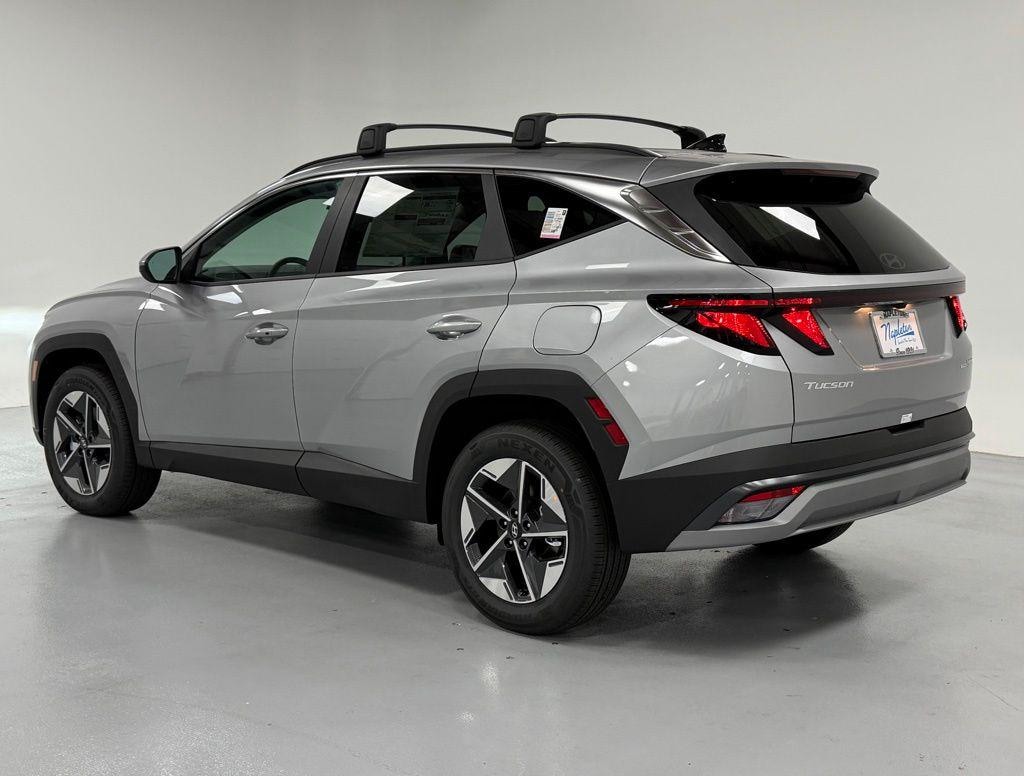 New 2026 Hyundai Tucson Hybrid SEL SUV