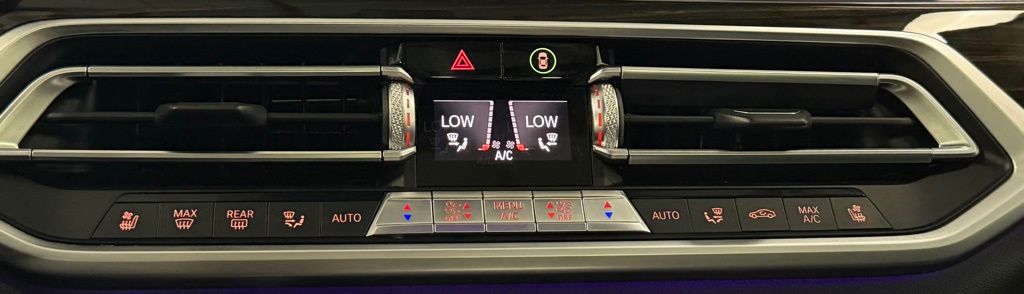 2020 BMW X7 40i - Photo 21