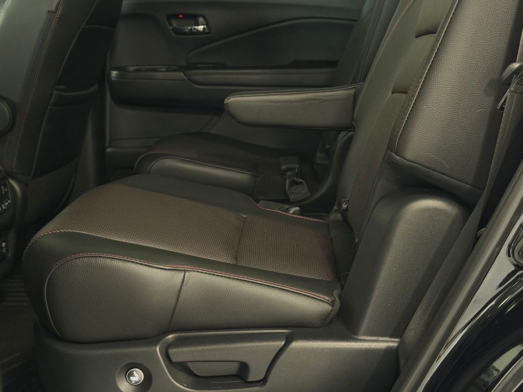 2020 Honda Pilot Black Edition - Photo 22